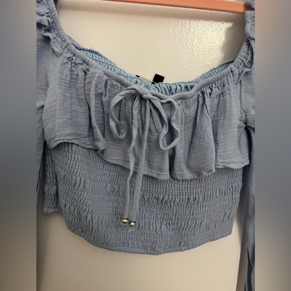 Square Neck Ruffled Bubble Sleeve Crop Top in Blue - Picture 2 of 3